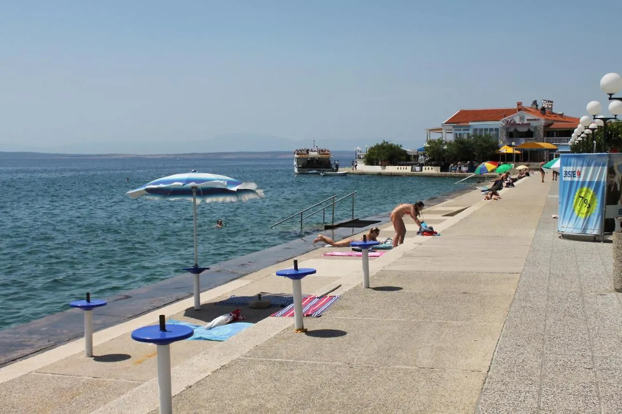 Apartments With A Parking Space Selce, Crikvenica - 14383 كرواتيا