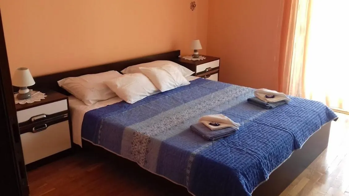 Apartments With A Parking Space Selce, Crikvenica - 14383
