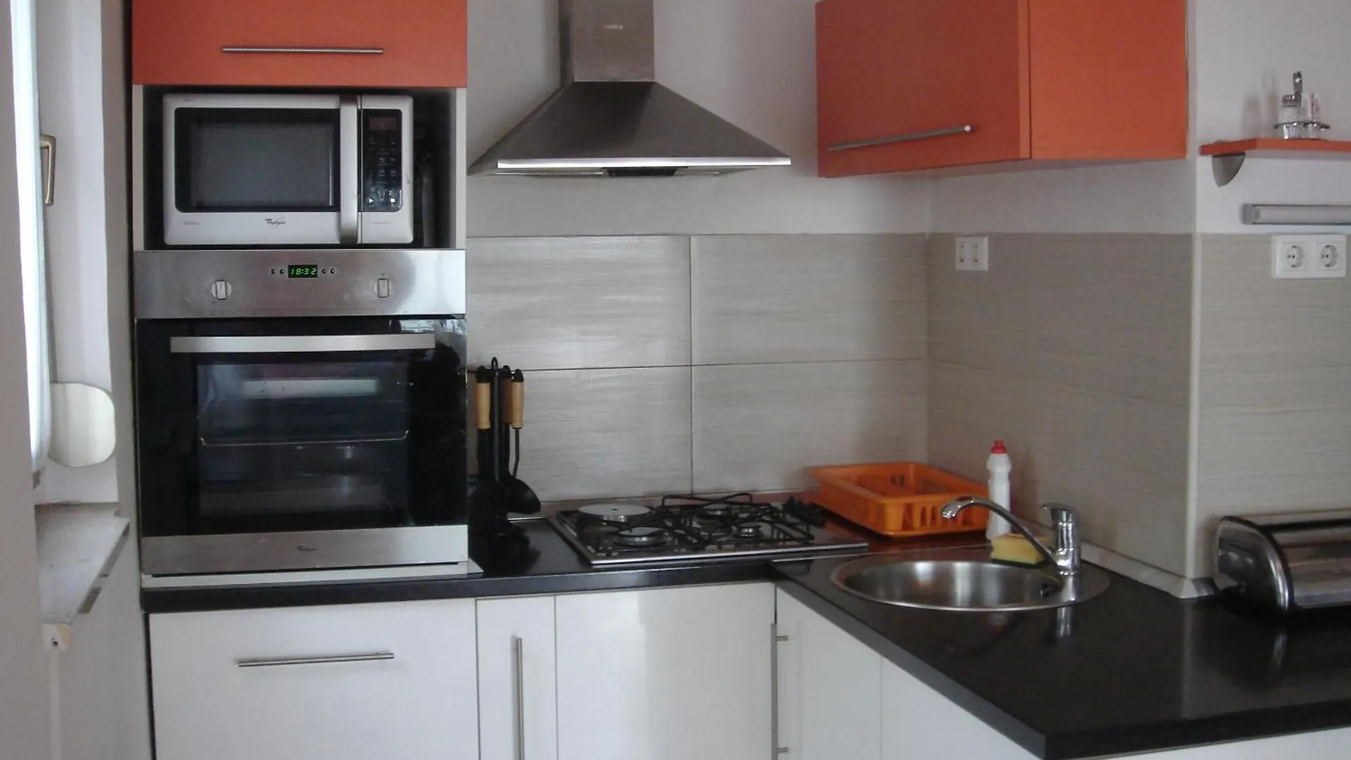 Apartments With A Parking Space Selce, Crikvenica - 14383 0*, سيلتسي كرواتيا