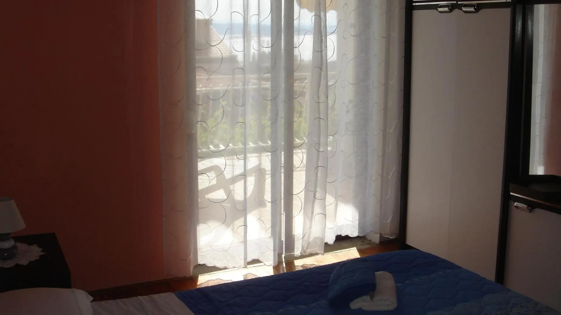 Apartments With A Parking Space Selce, Crikvenica - 14383 0*, سيلتسي